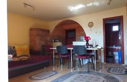 Proprietate cu doua imobile, 225 mp utili, teren cu 800 mp, Nord