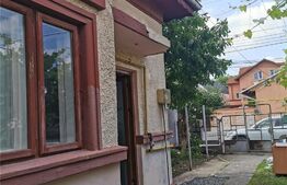 Casa cu 4 camere, 84 mp utili, teren cu 177 mp, Central