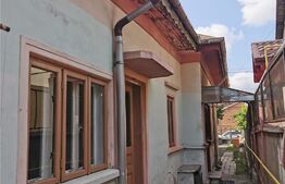 Casa cu 4 camere, 84 mp utili, teren cu 177 mp, Central