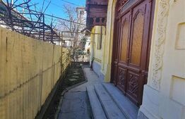 Casa interbelica cu 2 camere, 70 mp, teren de 110 mp, Centru