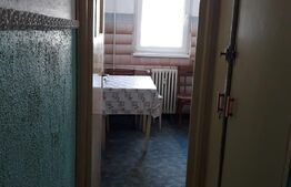 Apartament cu 3 camere, 80 mp, semidecomandat, Malu Rosu