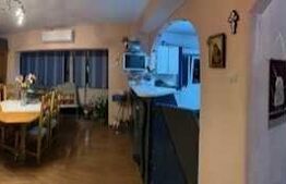 Apartament cu 3 camere, 90 mp, decomandat, Cioceanu