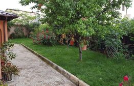 Vila cu 11 camere, 450 mp utili, teren cu 620 mp