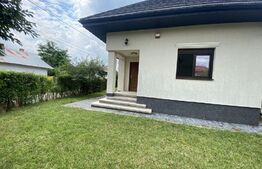 Casa de vacanta, cu 3 camere, 120 mp utili. teren cu 1000 mp, Scorteni