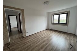 Apartament 3 camere, decomandat, 50mp, Zona Vest 