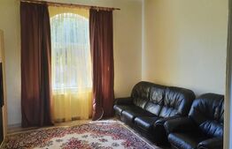 Casa cu 3 camere, 380 mp, Marasesti