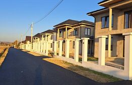 Casa cu 4 camere, 240 mp utili, teren cu 469 mp, Blejoi