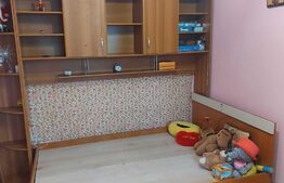 Apartament cu 2 camere, 42 mp, etaj intermediar, Vest
