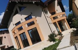 Casa 4 camere, 255 mp, Strejnicu