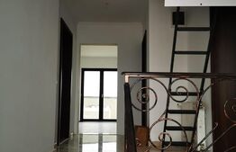 Casa 4 camere, 255 mp, Strejnicu