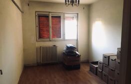 Apartament cu 4 camere, decomandat, 85mp, zona Vest