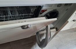 Apartament 3 camere, decomandat, 97mp, 9 Mai