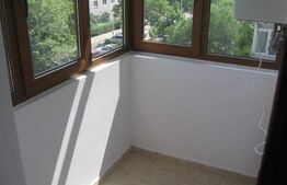 Apartament cu 3 camere, decomandat in zona 9 Mai 