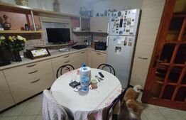 Casa individuala 7 camere, 300 mp, 330 mp teren, central