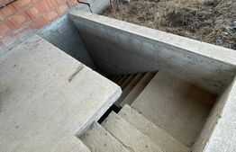 Casa individuala, 4 camere, 232mp, 690mp teren, Strejnicu