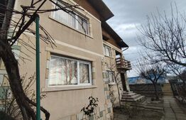 Casa individuala 6 camere, 200 mp, teren 920mp, Bucov