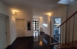 Casa individuala cu piscina, 300mp, teren 2000mp, Romanesti