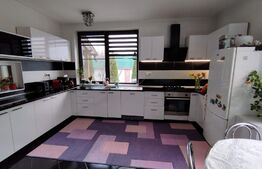 Casa individuala cu piscina, 300mp, teren 2000mp, Romanesti