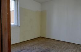 Apartament 3 camere, 55mp,  semidecomandat, zona Andrei Muresanu
