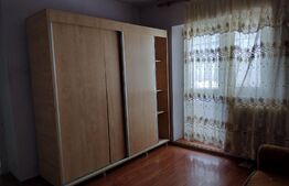 Apartament 3 camere, decomandat, 55mp, zona 9 Mai