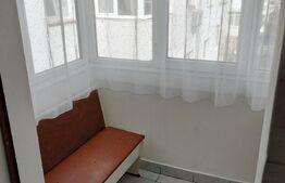 Apartament 3 camere, decomandat, 55mp, zona 9 Mai