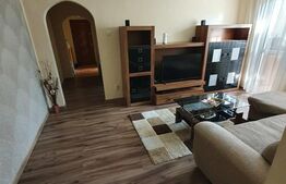 Apartament 3 camere, 57 mp, zona Malu Rosu