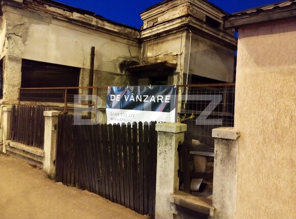 Casa de vânzare 7 camere Central - 111785CV | BLITZ Ploieşti | Poza1