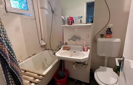 Apartament 3 camere semidecomandat, Vest 