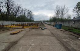 Teren intravilan 1680 mp, Plopeni