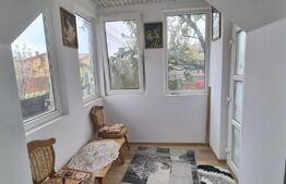 Doua case individuale, suprafata totala 180 mp, in aceeasi curte, teren 900 mp, Ploiestiori