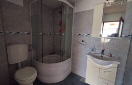 Casa 6 camere 165 mp, teren 451 mp, Baicoi