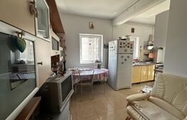 Apartament 3 camere, semidecomandat, 9 Mai