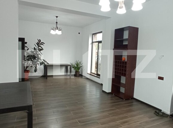 Apartament de închiriat 4 camere Exterior Est - 117310AI | BLITZ Ploieşti | Poza1