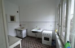 Casa 2 camere, suprafata utila 70mp, teren 51mp, Central