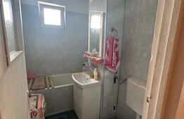 Apartament cu 3 camere, decomandat, 60mp, Vest