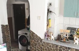 Apartament 3 camere, semidecomandat, 40mp, Vest 