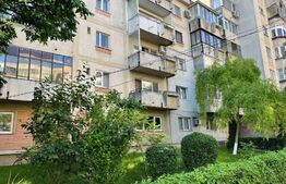 Apartament 3 camere, decomandat, 74mp, Republicii