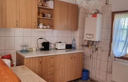 Casa individuala 3 camere, 144 mp, teren 1039 mp, Blejoi