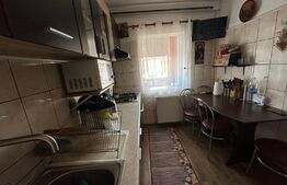 Apartament 3 camere, decomandat, 55mp, Democratiei