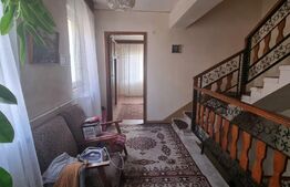 Duplex, 4 camere, suprafata 243 mp  , teren 238, zona Rosiori
