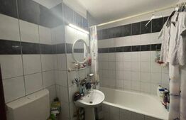 Apartament 3 camere, decomandat, 52 mp, zona democratiei