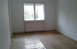 Apartament 3 camere, semidecomandat, 42mp, zona Vest 