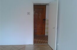 Apartament 3 camere, semidecomandat, 42mp, zona Vest 