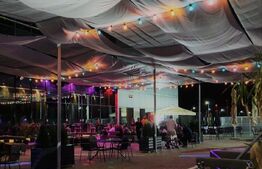 Spatiu comercial, de 2500 mp, Exterior Est