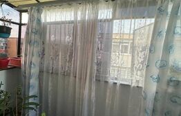 Apartament 3 camere, decomandat anul 1985  Malu Rosu