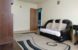 Apartament 3 camere, decomandat, 55mp, zona 9 Mai