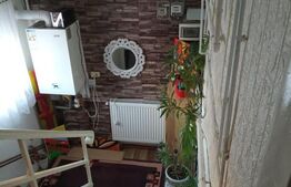 Apartament 3 camere decomandat, in vila, cu terten si intrarea separata, Campina