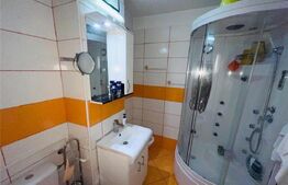 Apartament 3 camere, decomandat mobila la comanda  Malu Rosu