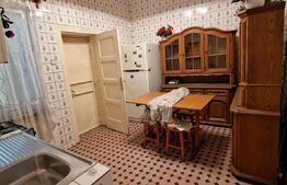 Apartament in vila, 4 camere, 120 mp utili, teren 122mp, Central