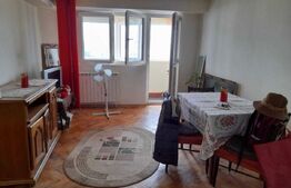 Apartament cu 4 camere, 73 mp, decomandat, 
